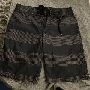 Mens Quick Silver Shorts size 32